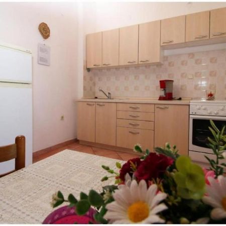 Apartments Bilo Near Примоштен Экстерьер фото