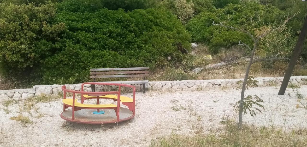 Apartments Bilo Near Примоштен Экстерьер фото