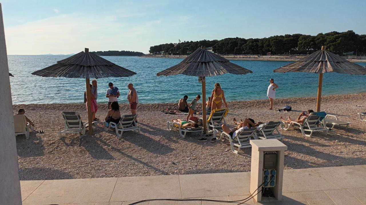 Apartments Bilo Near Примоштен Экстерьер фото